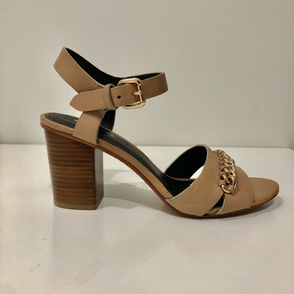 Coach | Block Heel Sandal | Size 7